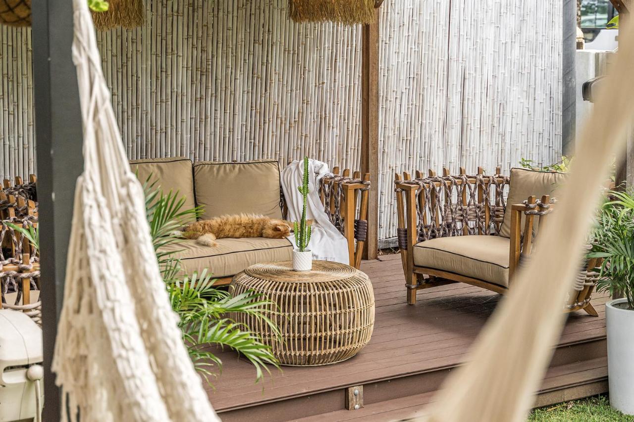 Azur Byron Bay Hotel Екстериор снимка