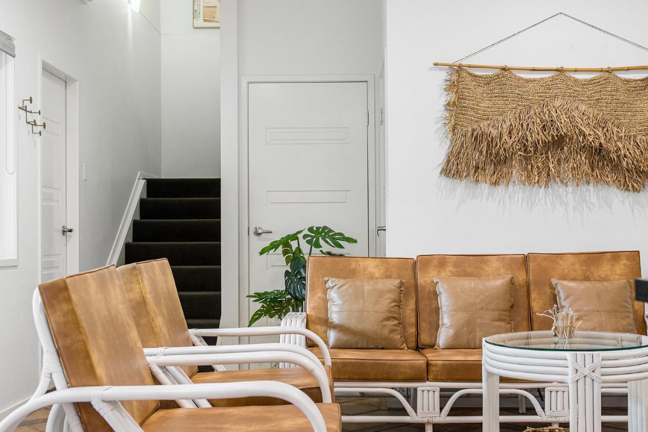 Azur Byron Bay Hotel Екстериор снимка