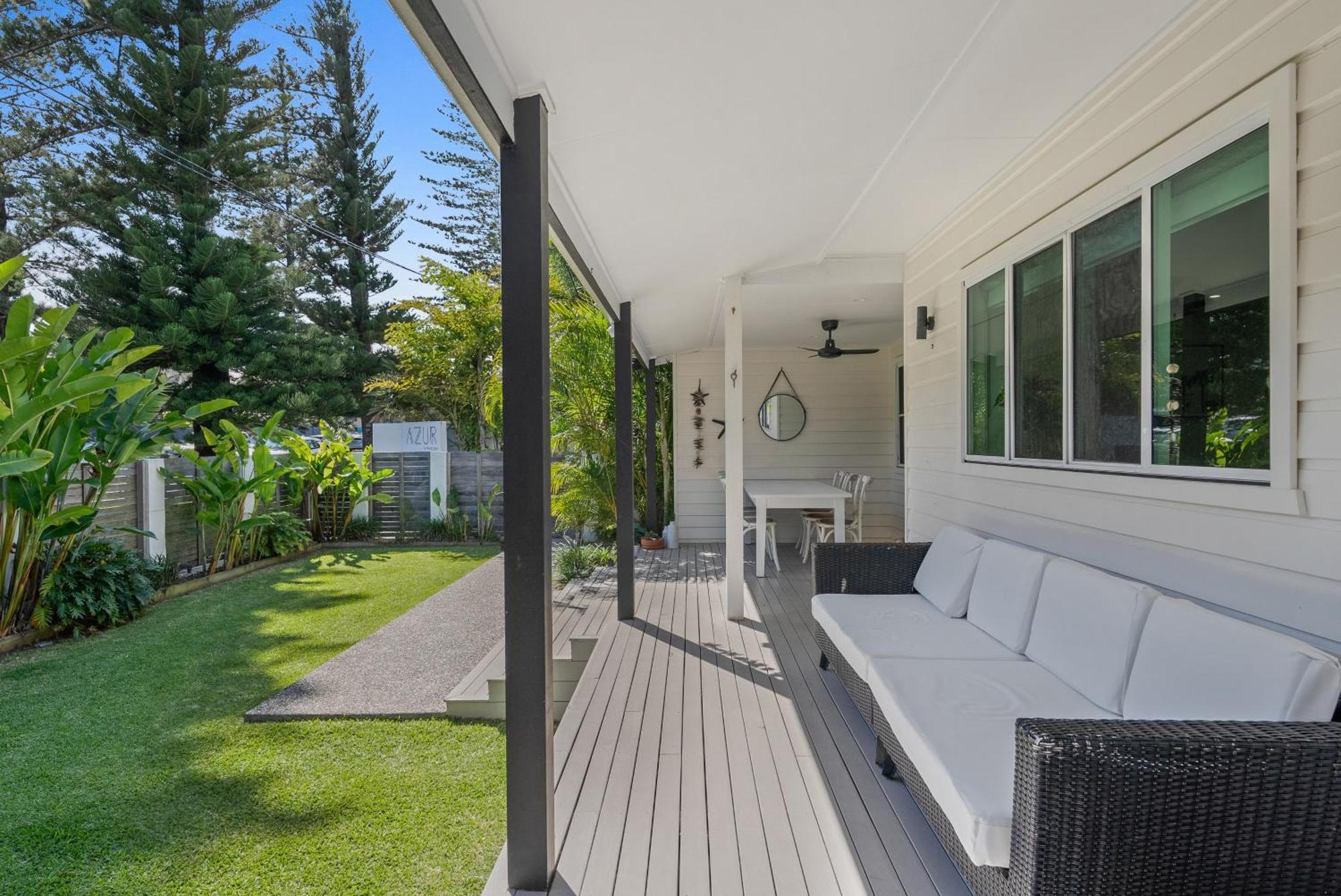 Azur Byron Bay Hotel Екстериор снимка