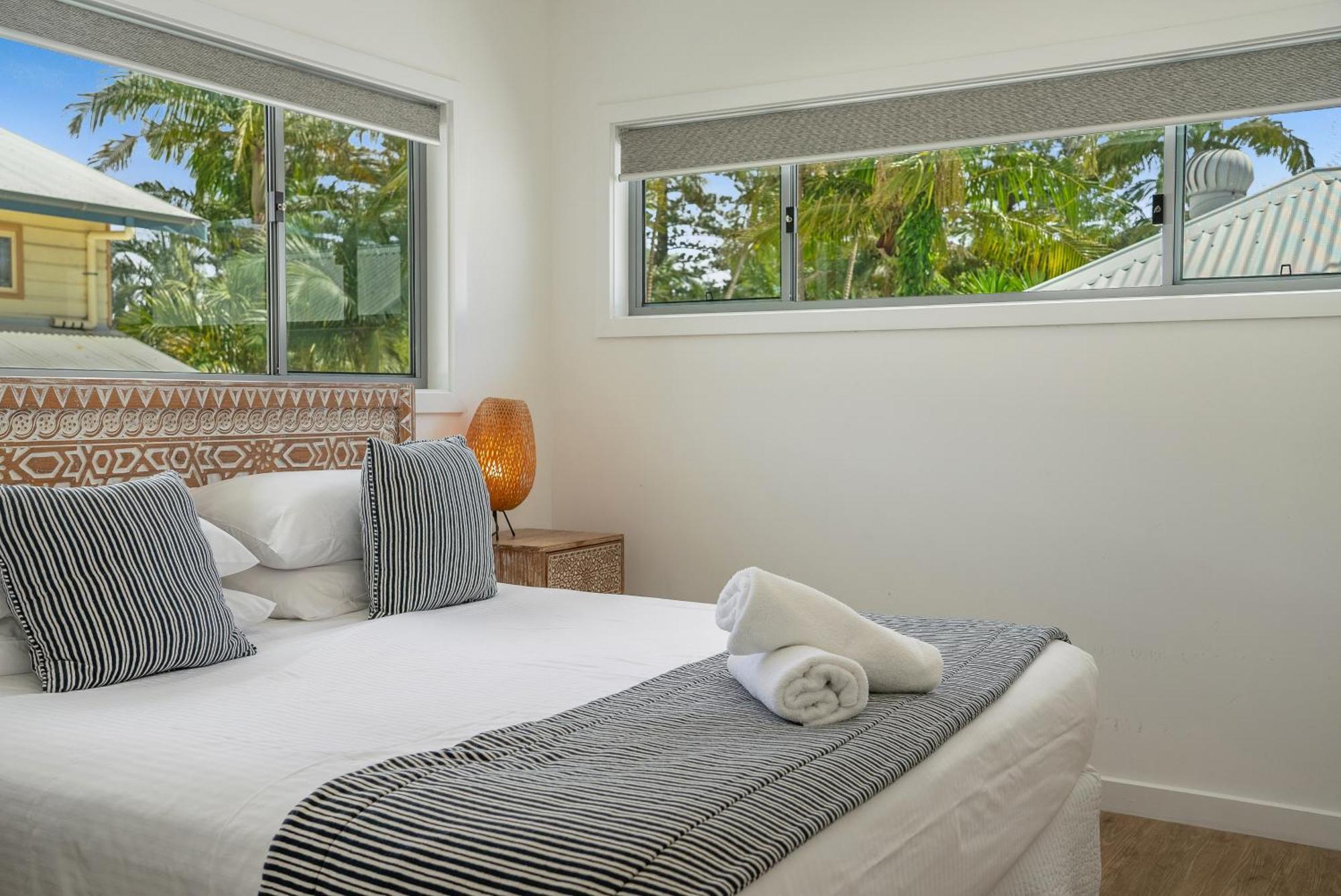 Azur Byron Bay Hotel Екстериор снимка