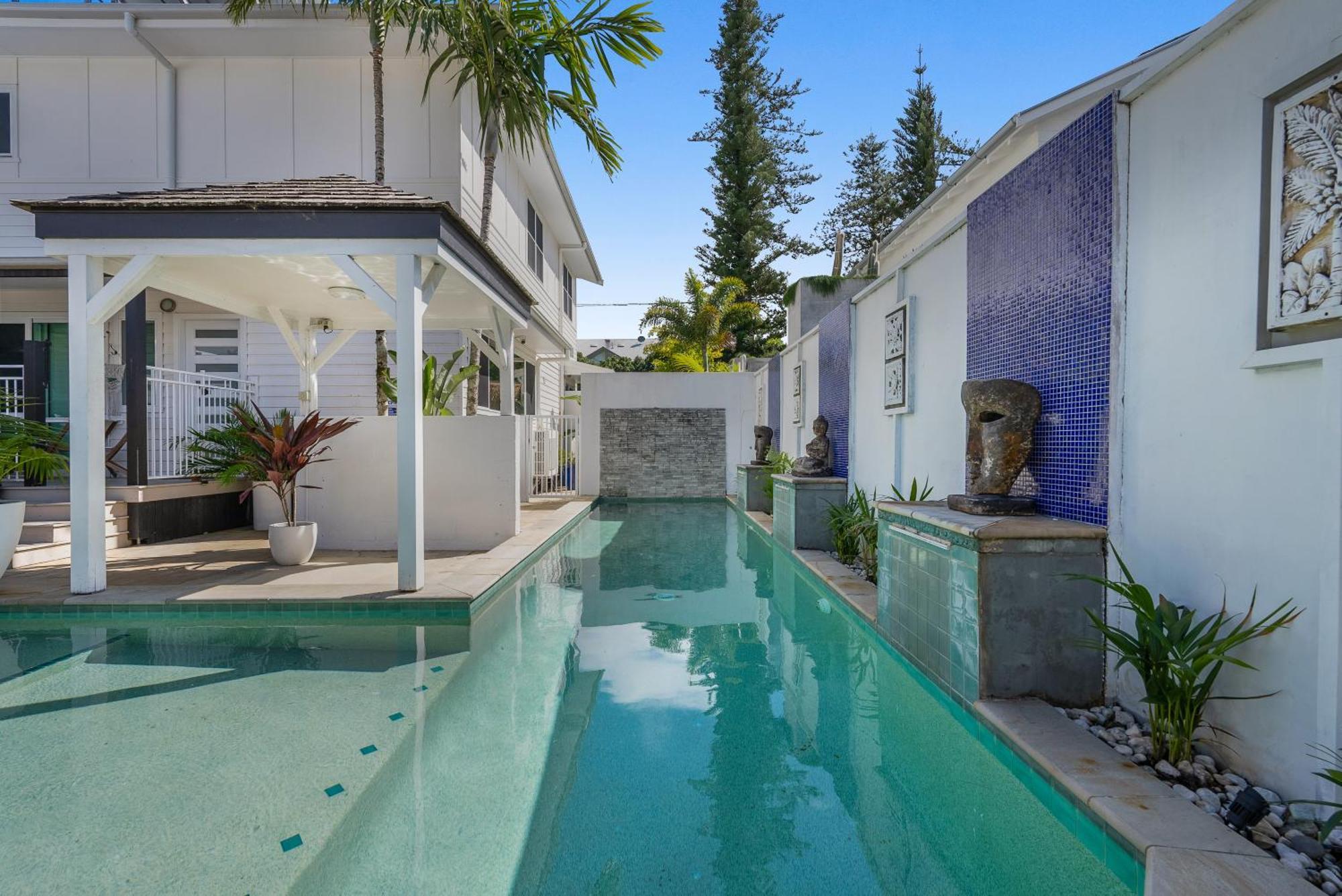 Azur Byron Bay Hotel Екстериор снимка